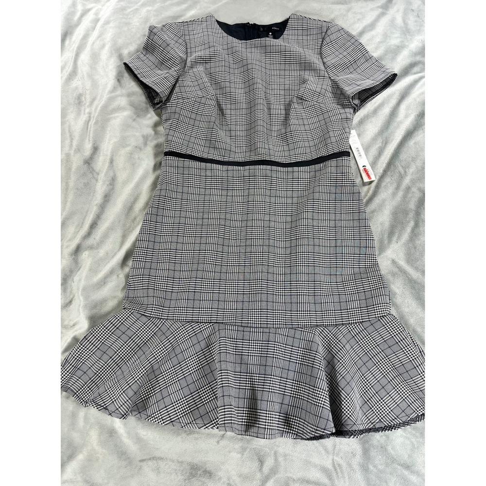 AQUA Chic Crew Neck Flounce Hem Grey‎ Black Plaid Dress Size Small NWT
